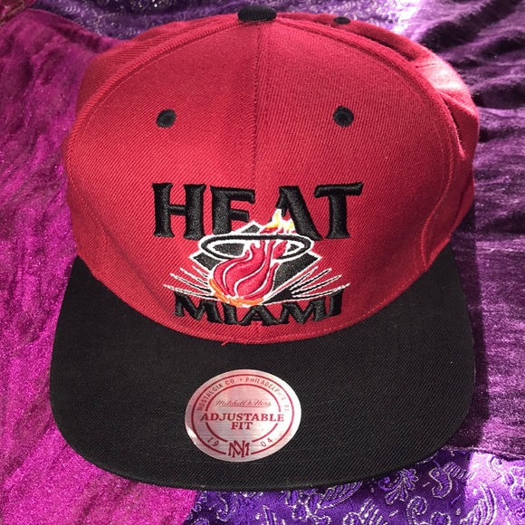 pink miami heat hat